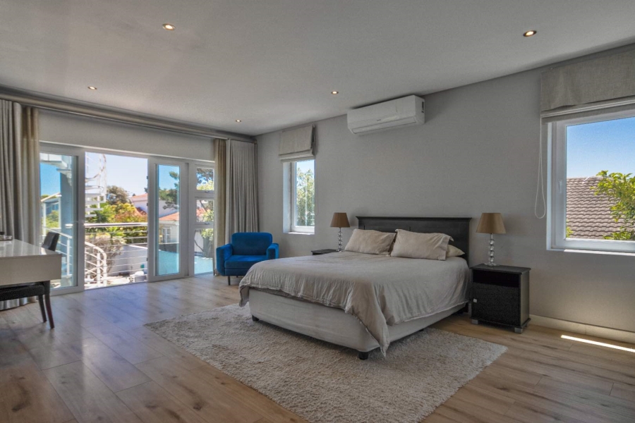 4 Bedroom Property for Sale in Sunset Beach Western Cape